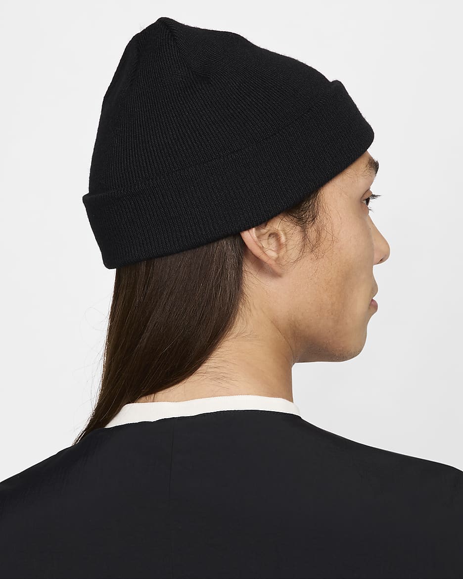 Nike Terra Swoosh Beanie. Nike